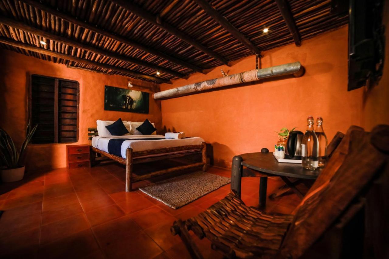 Golden Fern Resort Kanthalloor Eksteriør bilde