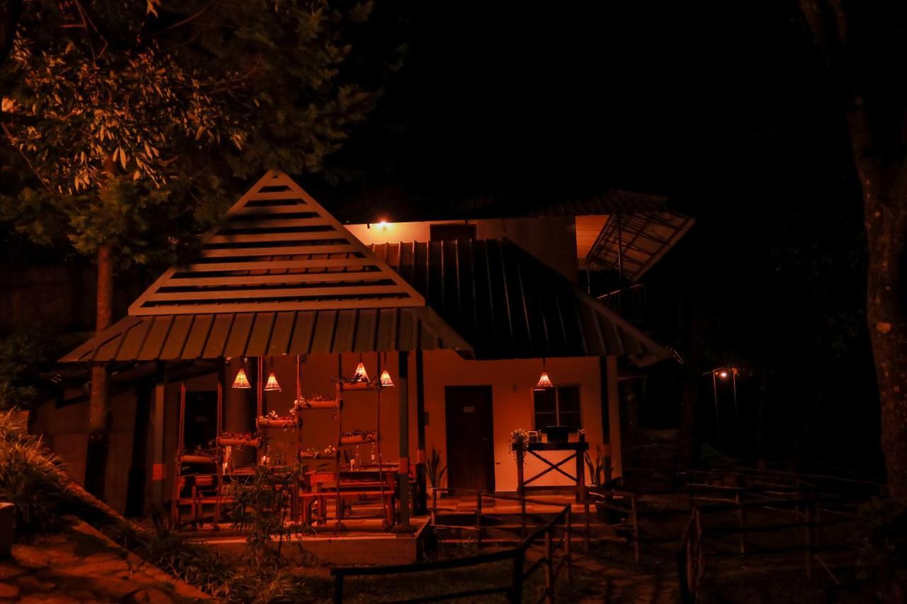 Golden Fern Resort Kanthalloor Eksteriør bilde