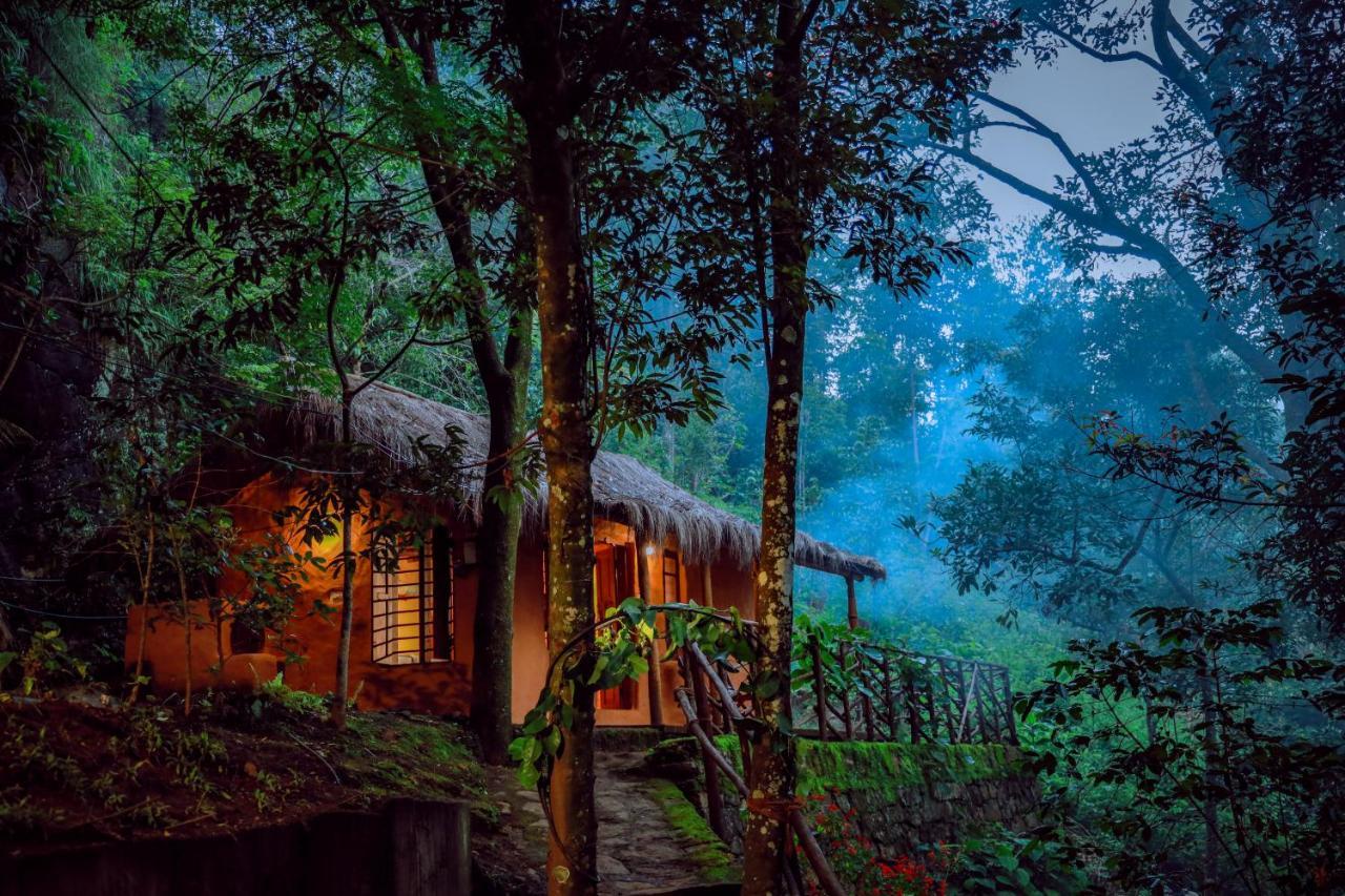 Golden Fern Resort Kanthalloor Eksteriør bilde