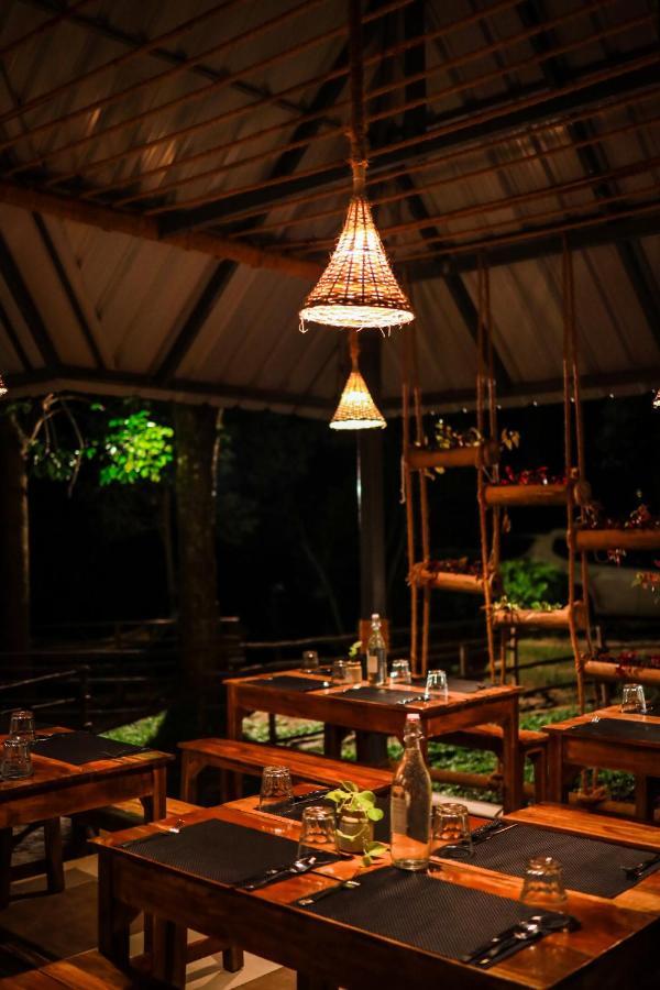 Golden Fern Resort Kanthalloor Eksteriør bilde