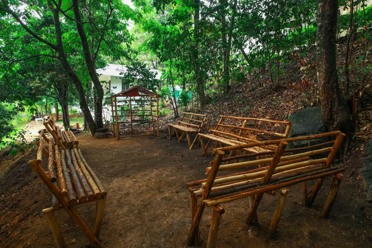 Golden Fern Resort Kanthalloor Eksteriør bilde